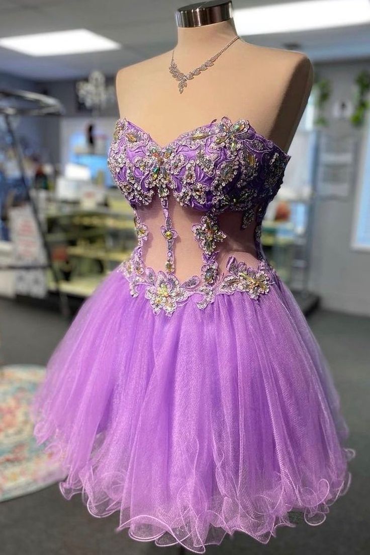 Elegant Strapless Lilac Beaded Short Homecoming Dress