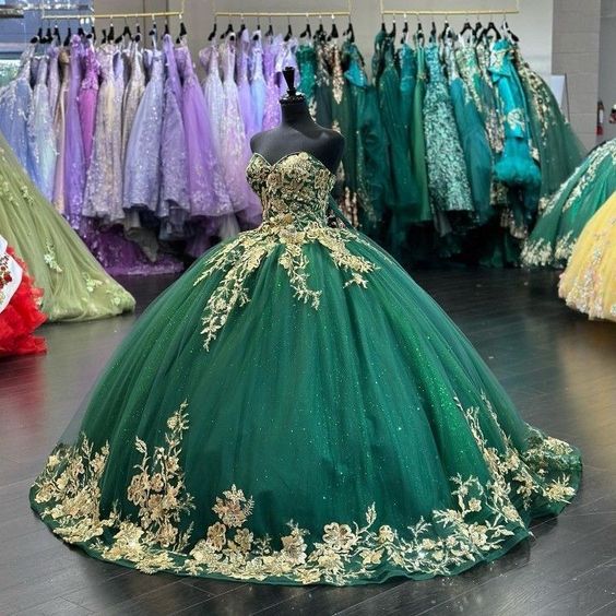 Green Princess Quinceanera Dresses Beading Appliques Party Dress Tulle Elegent Sweet Vestido De 15 16 Anos
