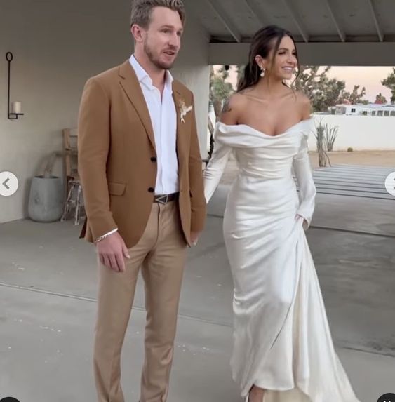 Off-the-Shoulder White Sheath Long Wedding Gown - View 2 | FashionDia