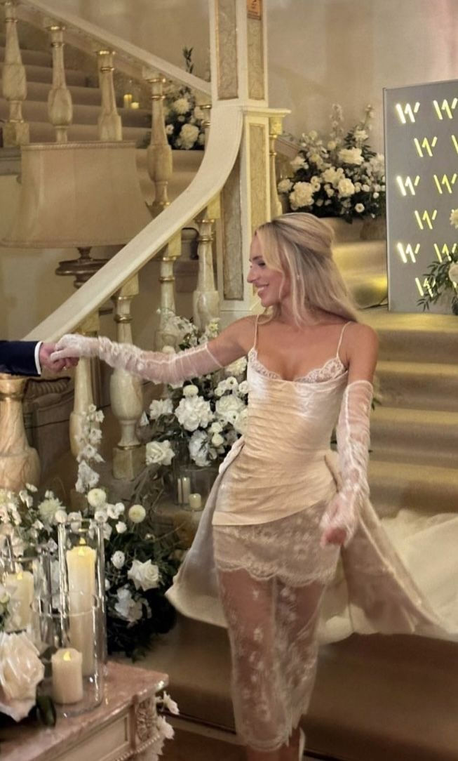 Elegant Spaghetti Strap Satin Lace Wedding Dress Bridal Gown fg7551