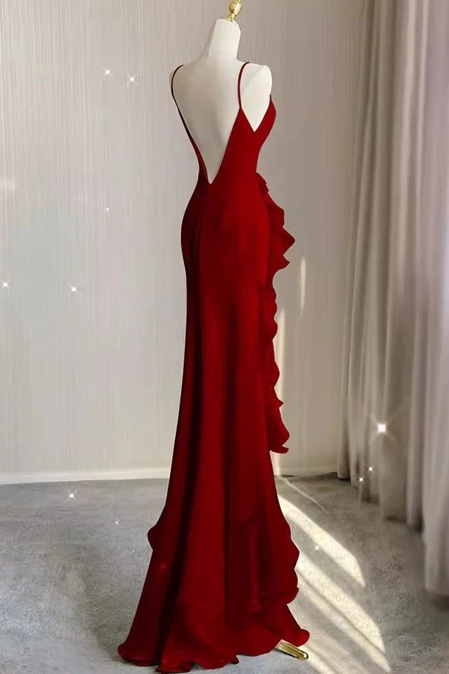 White Sheath Halter Backless Wedding Dress - View 8 | FashionDia