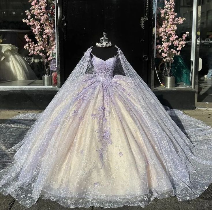 Light Purple Quinceanera Dressess with Cape Luxury Butterfly Applique Sweet 16 Ball Gown - View 2 | FashionDia