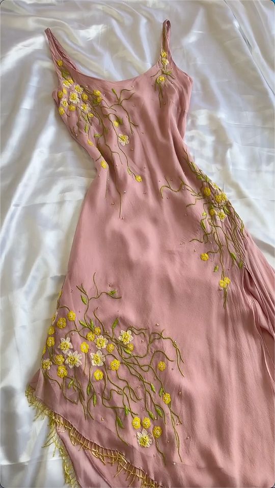 Pink Embroidery Party Dress Vintage Prom & Evening Dress New Formal Gowns - View 2 | FashionDia