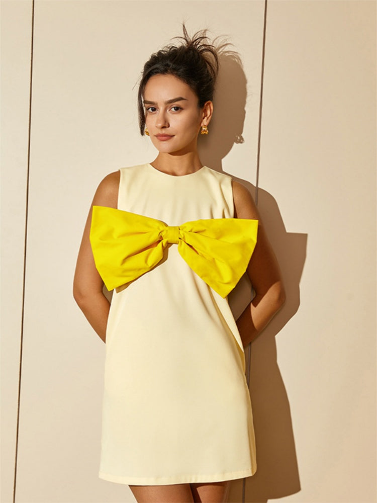 Playful Bow-Tie Summer Midi Dress