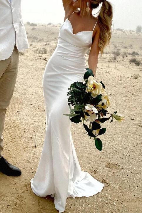 Long Simple Wedding Dress with Thin Straps fg6340