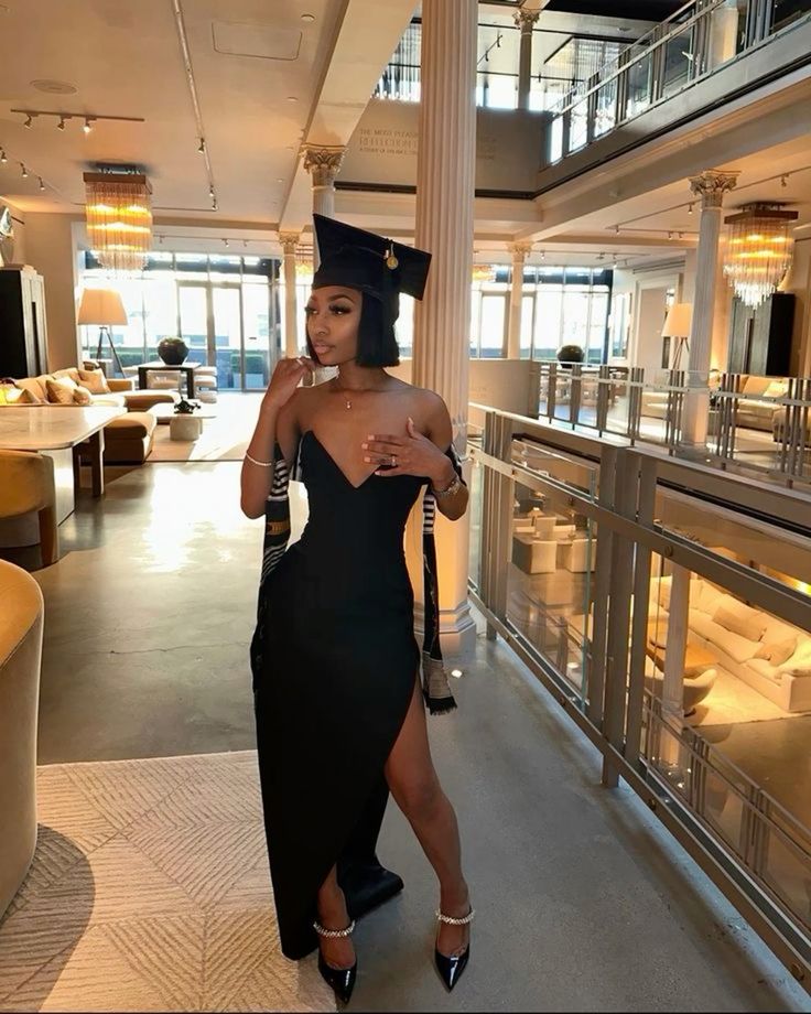 Black Sleeveless Party Prom Dress Graduation Gown - FashionDia