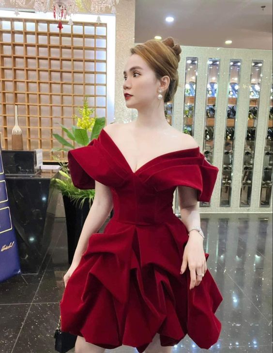 A-Line Off-the-Shoulder Homecoming Dresses Burgundy Prom Cocktail Party Gown - FashionDia