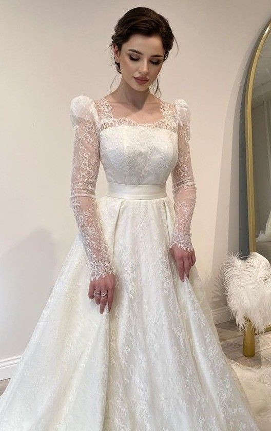 A Line White Lace Long Sleeves Princess Wedding Dress fg8137