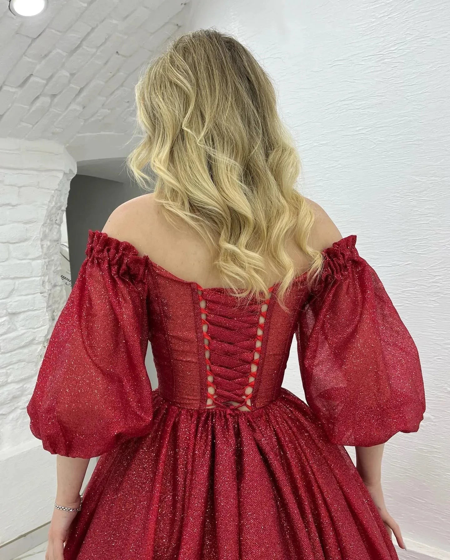 Exquisite Red Glitter SequinProm Dresses Half Puff Sleeves Pleat Ruched Homecoming Dress vestidos de graduación
