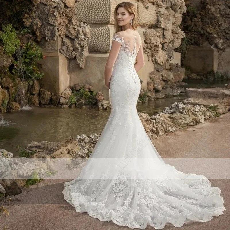 Mermaid Wedding Dress Women Charming Lace Appliques Bridal Gown Robe De Mariée Illusion Short Sleeves Gorgeous Boho (ZD13433)
