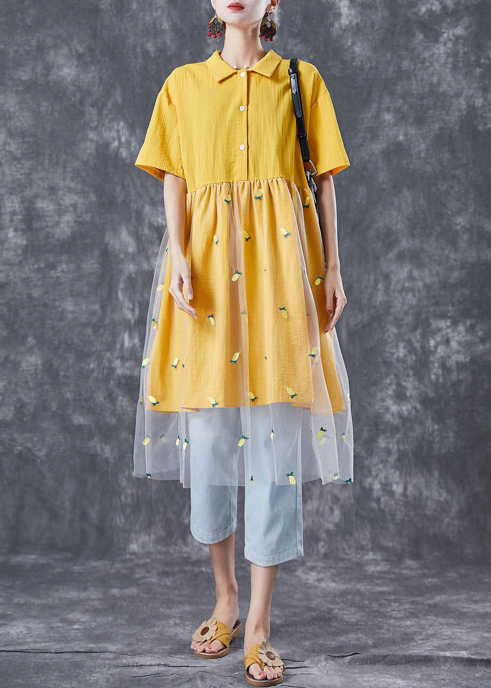 Effortlessly Elegant Dress with a Timeless Design