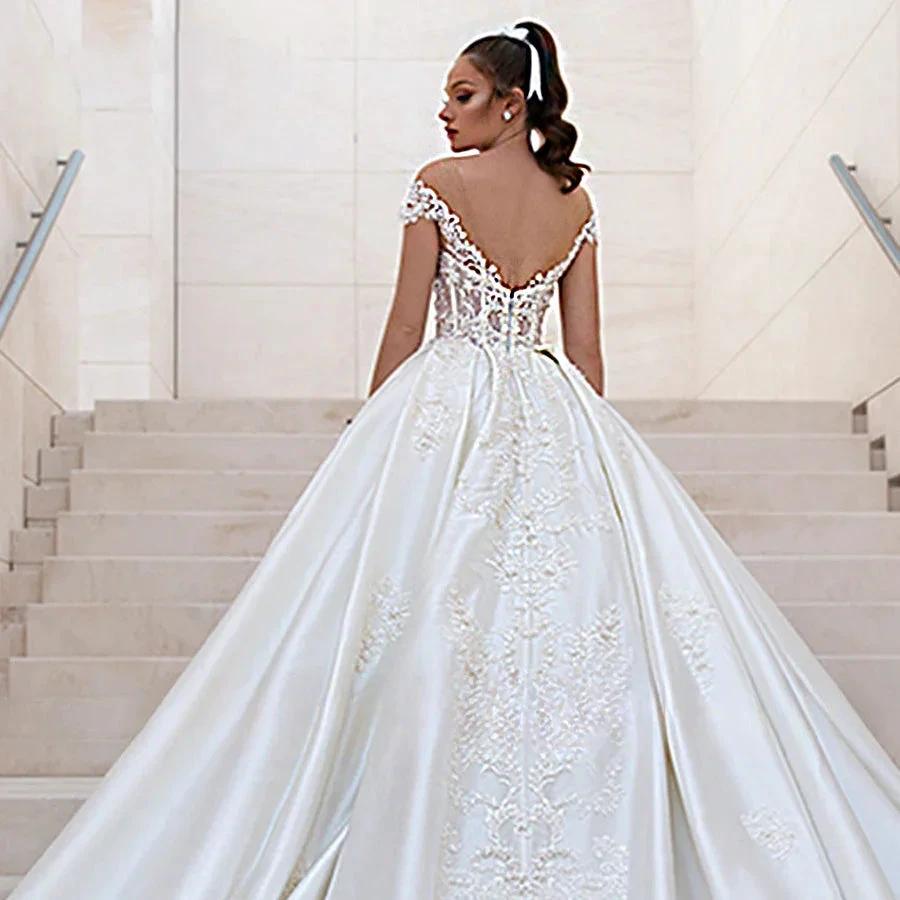 Sexy Off Shoulder Wedding Dresses A-Line Lace Applique Women's Elegant Sleeveless Beach Party Satin Beads Applique Bridal Gowns (ZD14130)