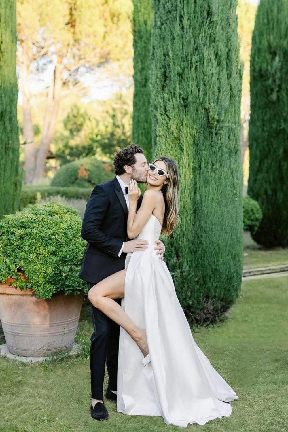 Elegant A-Line Strapless White Wedding Dress with Split Front - View 5 | FashionDia
