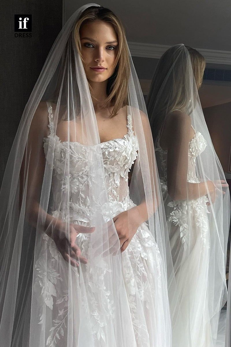 31503 - Glamorous Spaghetti Straps Tulle Appliques Wedding Dress