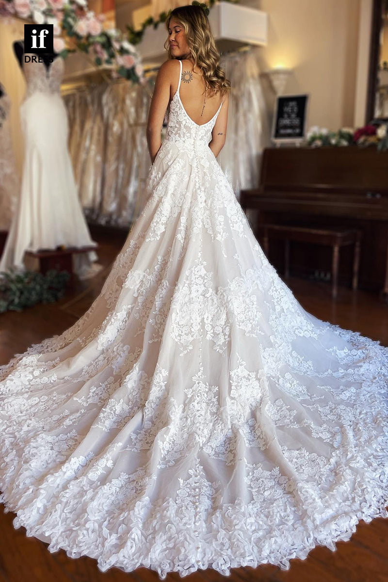 31516 - Romantic Spaghetti Straps V-Neck Tulle Appliques Wedding Dress