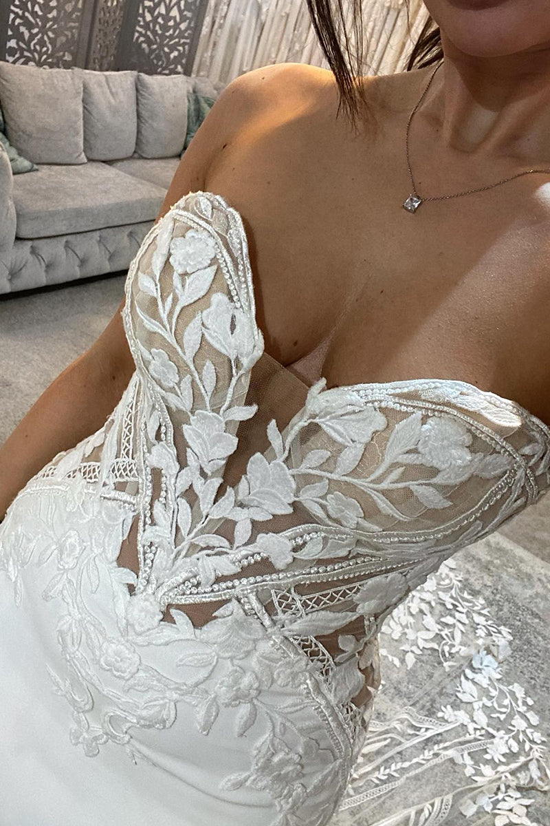 31691 - Plunging V-Neck Lace Appliques Mermaid Wedding Dress Bridal Gown
