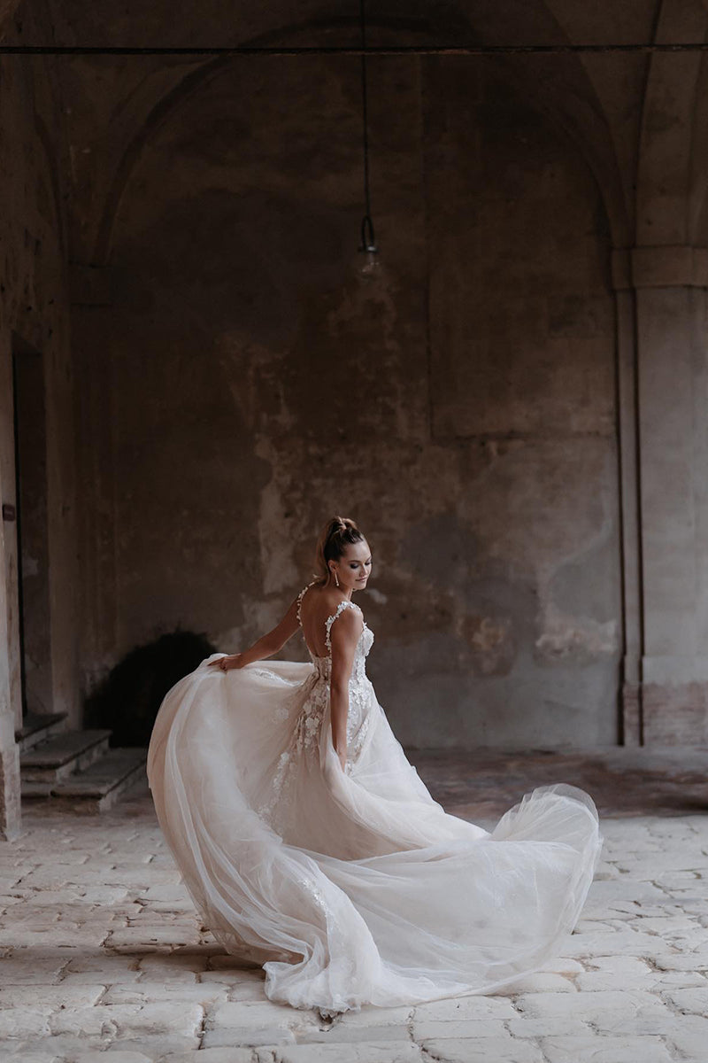 31715 - A line Sweetheart Lace Appliques Bohemian Wedding Dress