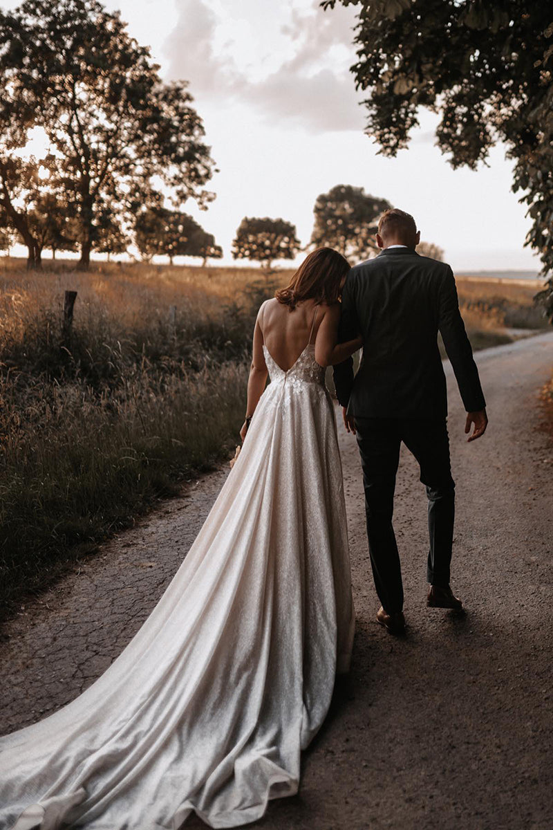 31719 - A Line Plunging V-Neck Appliques Bohemian Wedding Dress