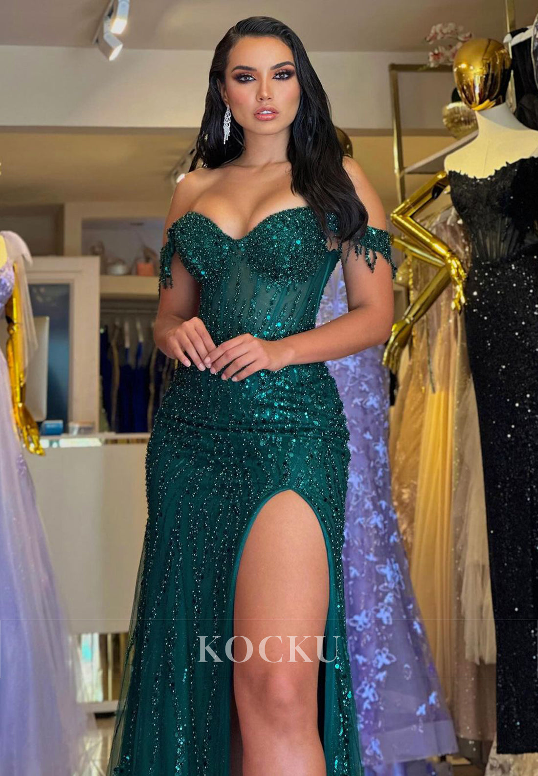 Glamorous & Dramatic Beaded Sparkly Evening Party Prom Dress
