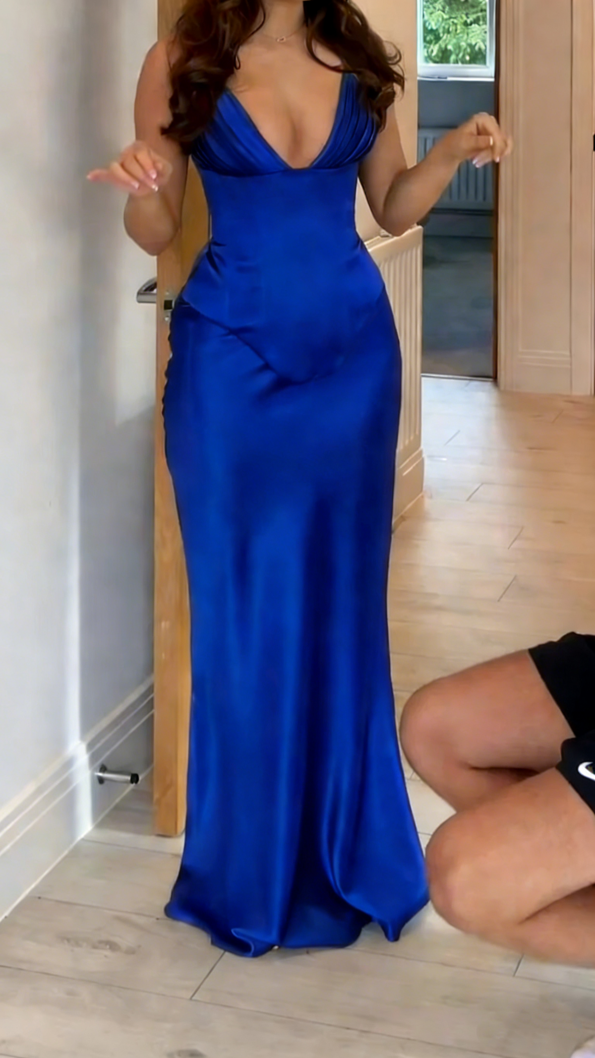 Classy Olive Green V-Neck Satin Mermaid Party Dress Long Evening Gown - View 7 | FashionDia