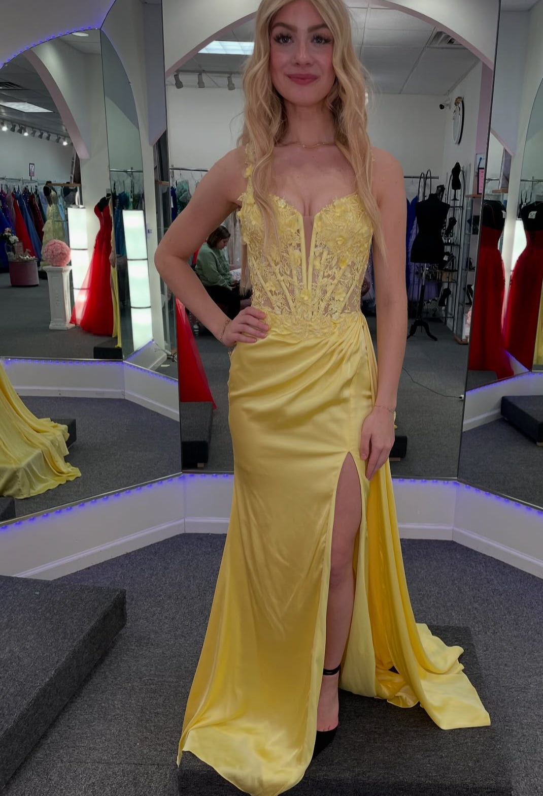 Yellow Mermaid Long Prom Dress With Slit Applique Graduation Dress