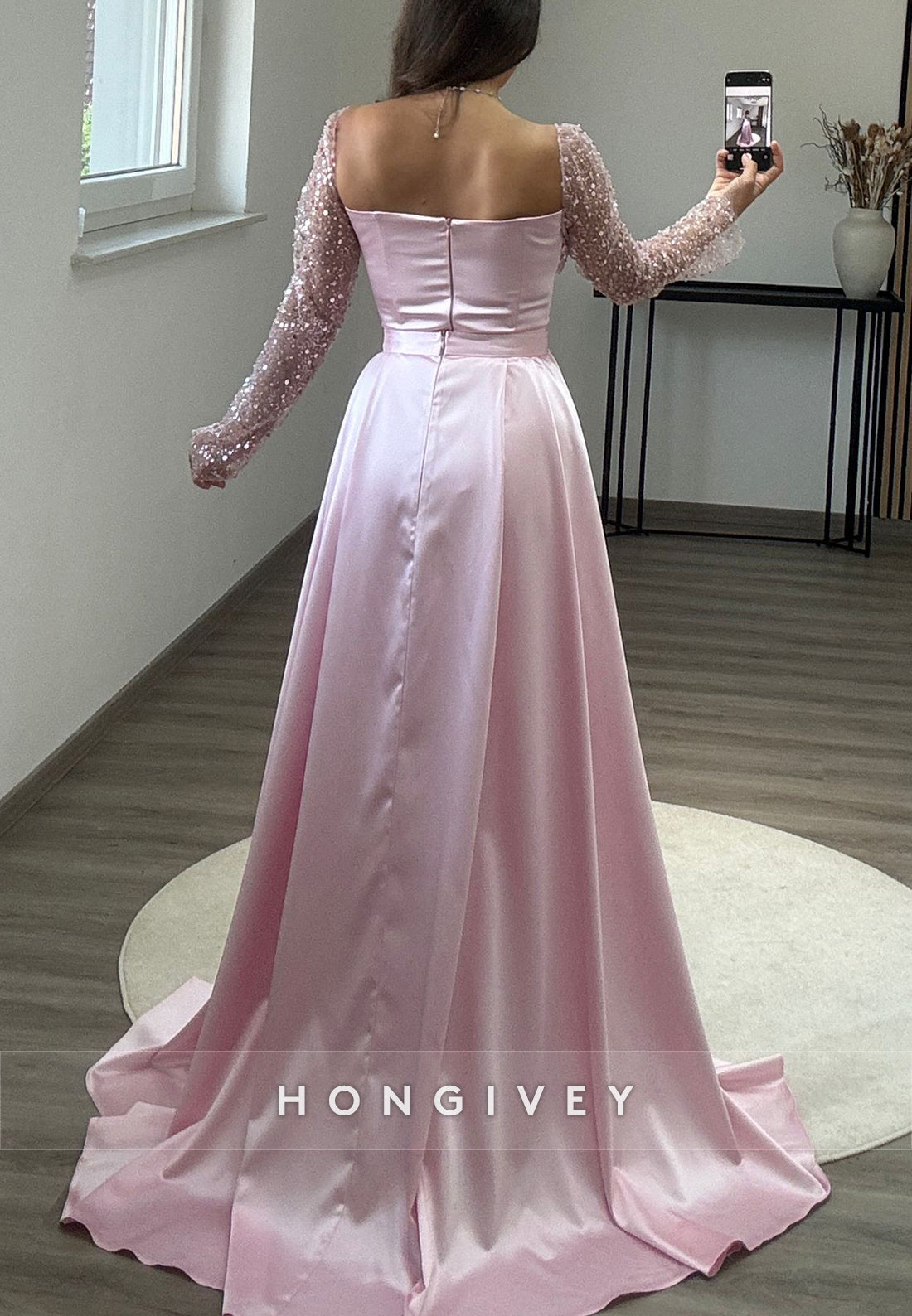 Square Long Sleeve Court Train Sequined Pleated Zipper Elegant Evening Gowns