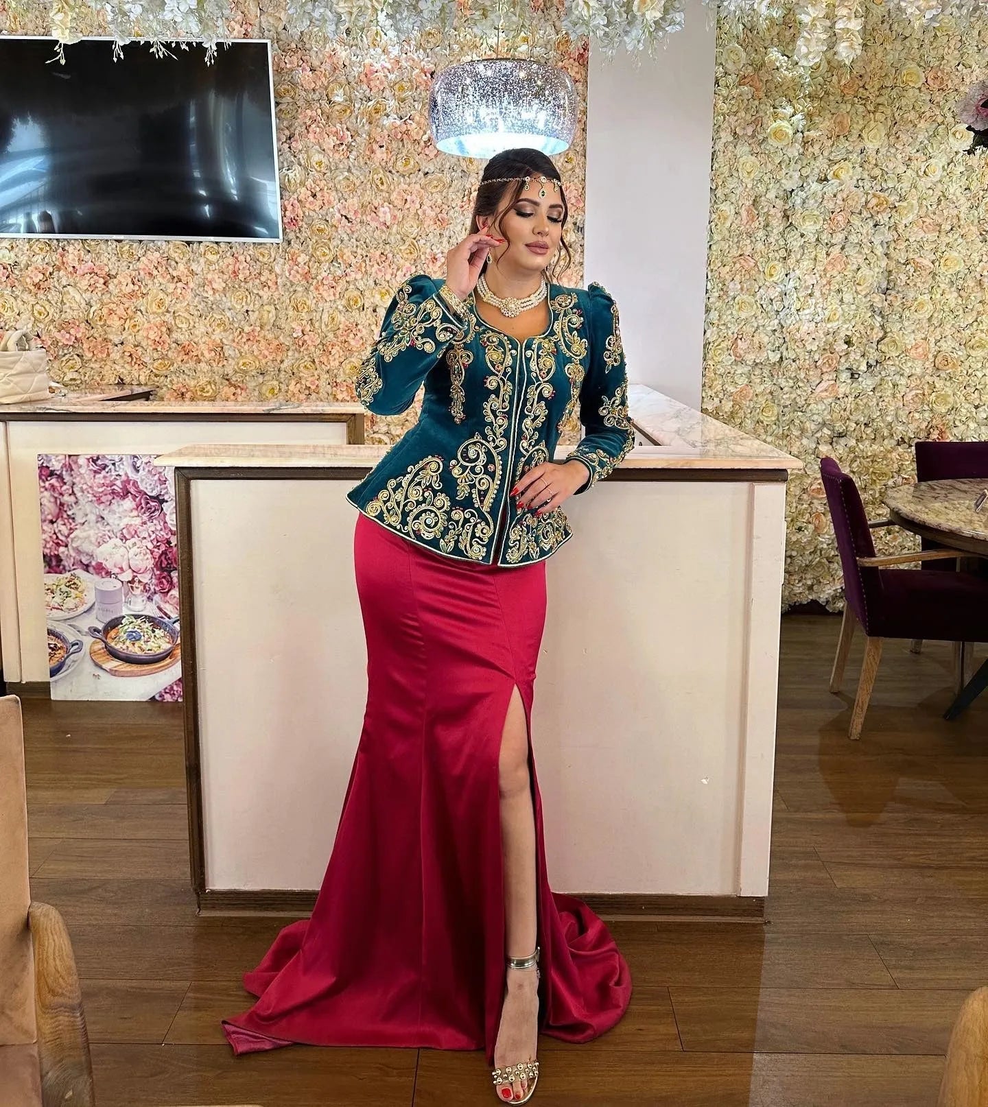 Arabic Mermaid Velvet Evening Dress Square Collar Lace Applique Prom Gown Side Slit Floor Length Algerian Outfit