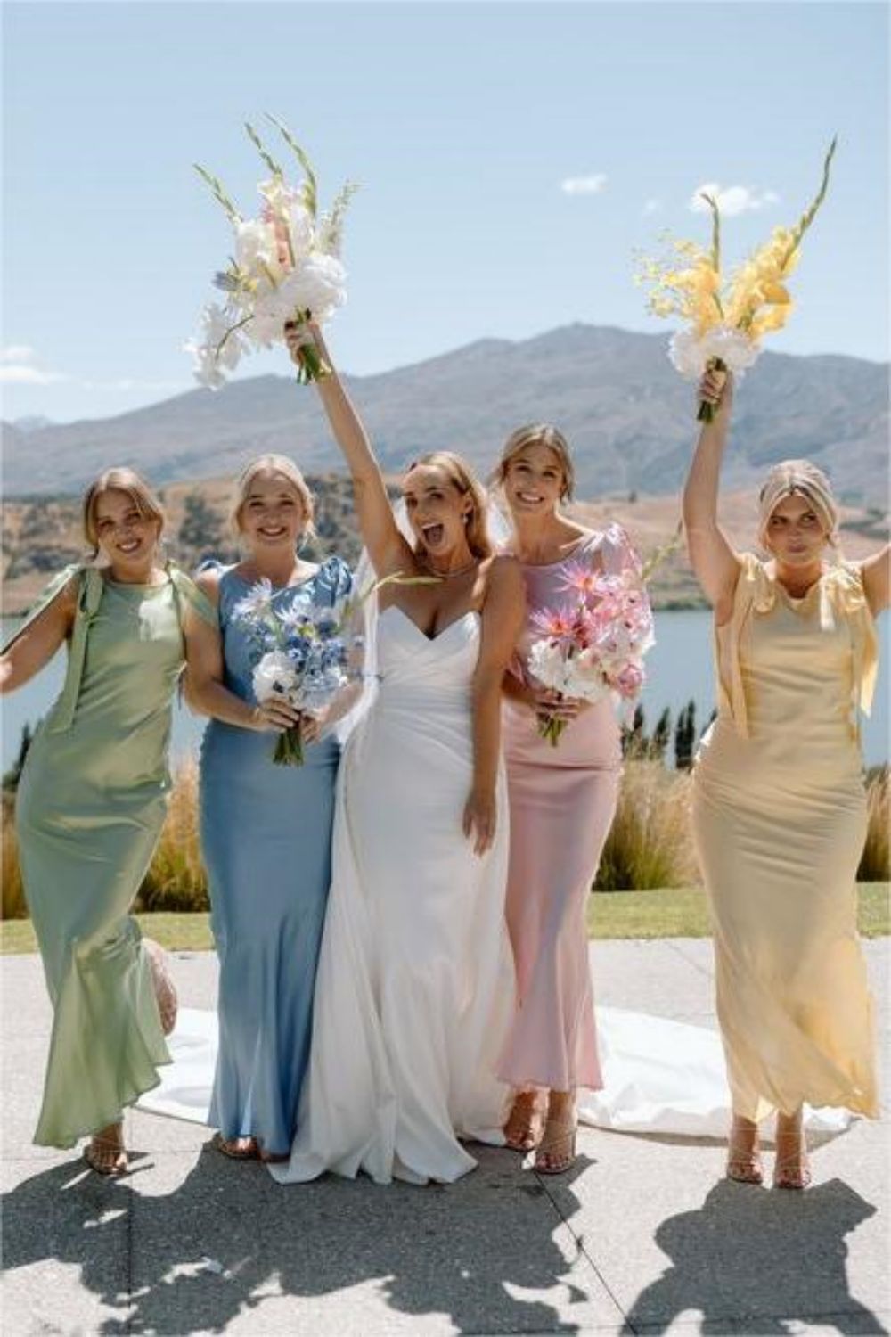 Sweet Sheath Bateau Blue Long Bridesmaid Dress with Bowknot