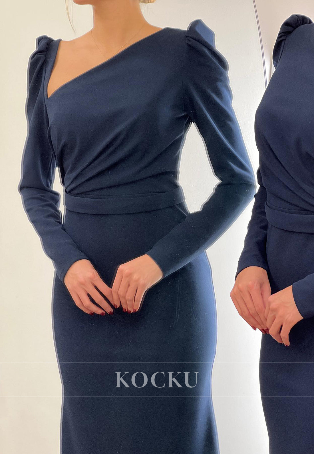 L3086 - Chic & Modern V-Neck Long sleeves Mermaid Satin Evening Party Prom Dress