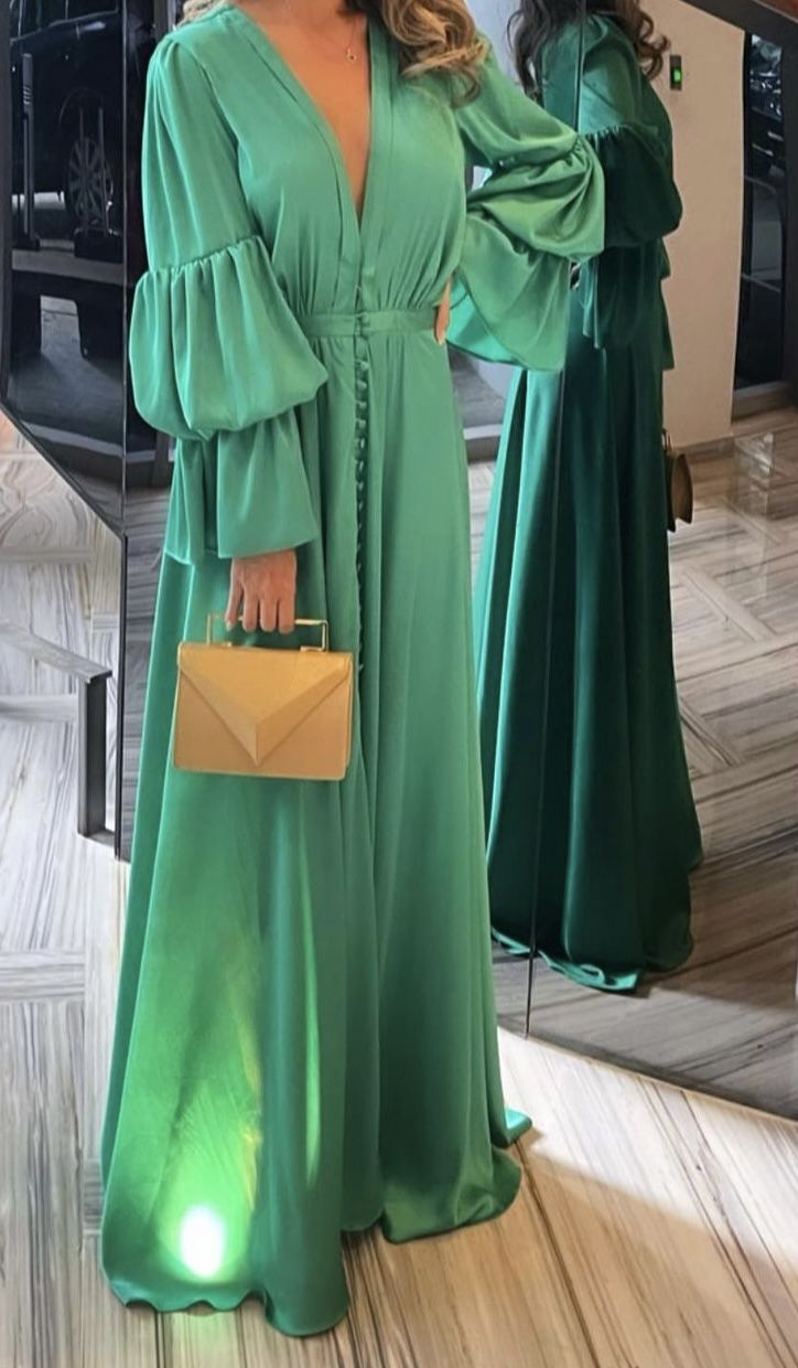 Green Long Sleeves V-Neck Prom Dress,Green Formal Gown - FashionDia