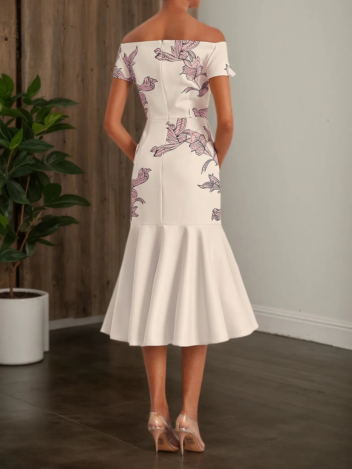Apricot White Floral Off-the-Shoulder Mermaid Midi Dress - View 3 | FashionDia
