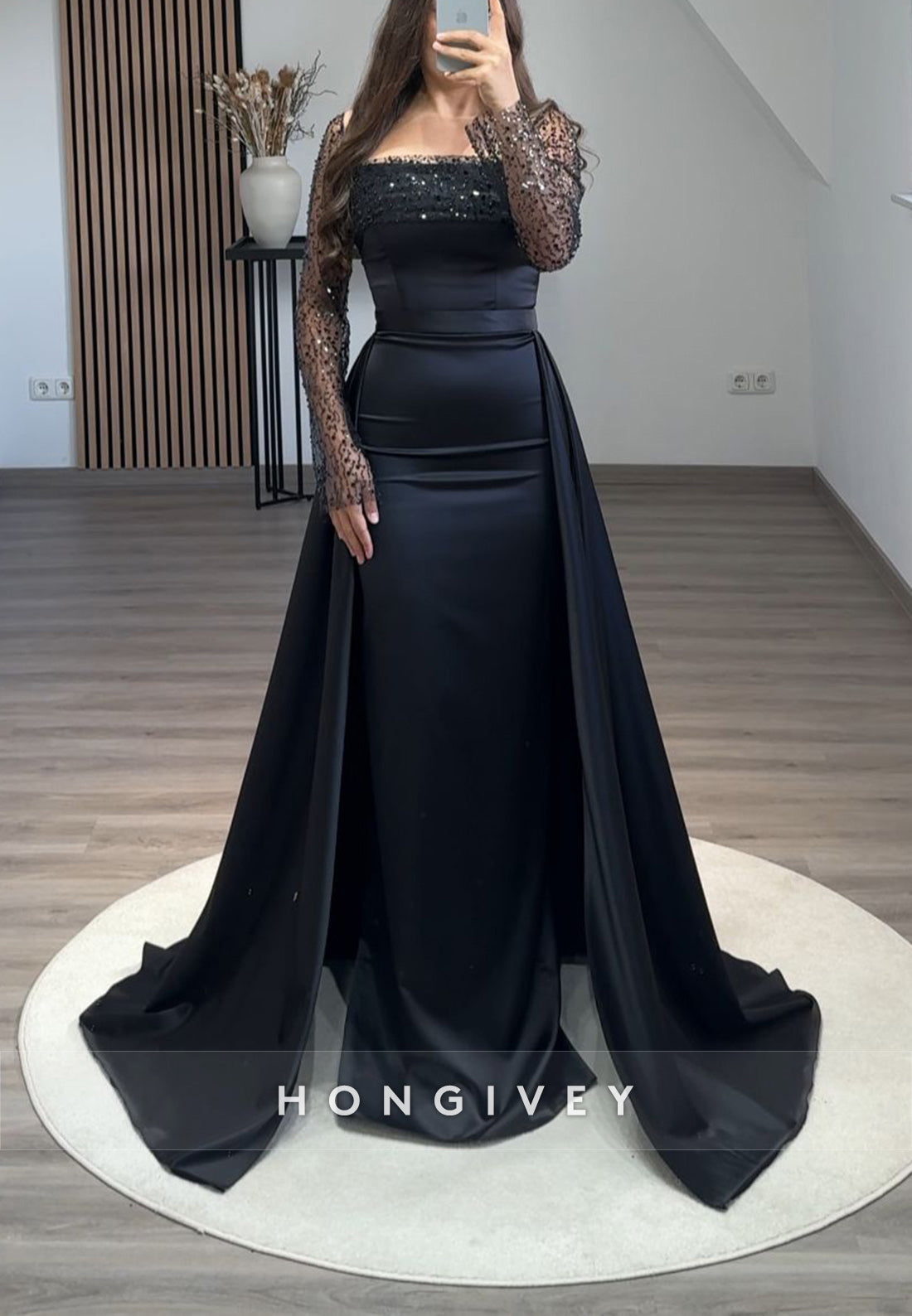 Square Long Sleeve Court Train Sequined Pleated Zipper Elegant Evening Gowns