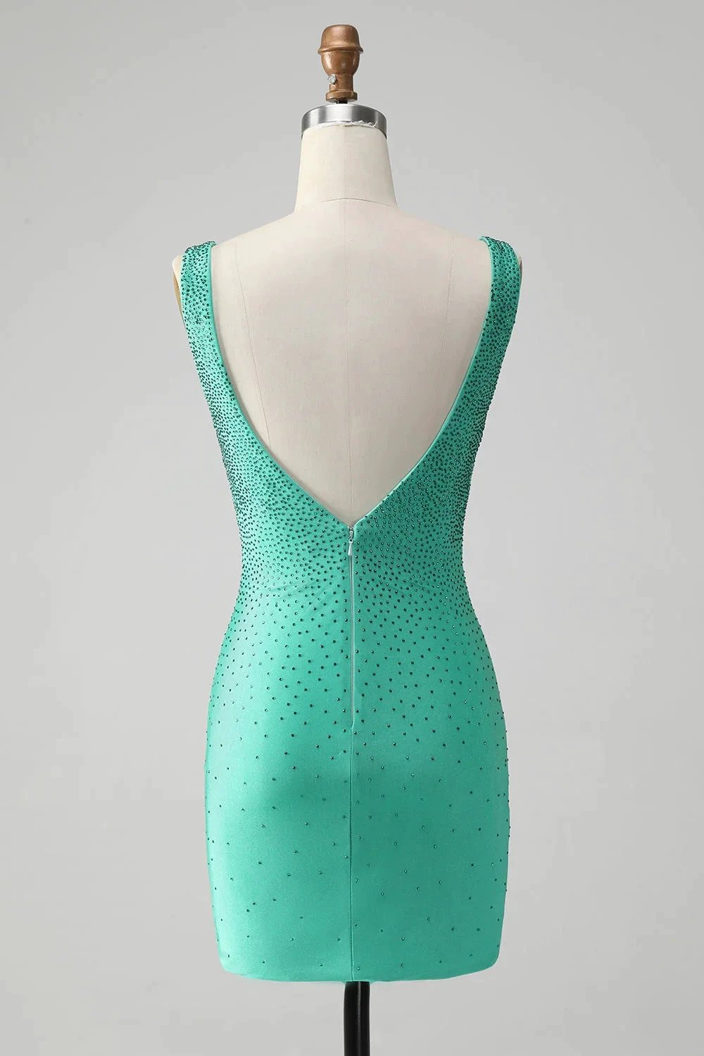 Chic Bodycon V Neck Backless Short Green Homecoming Dress with Beading (ZD11521)
