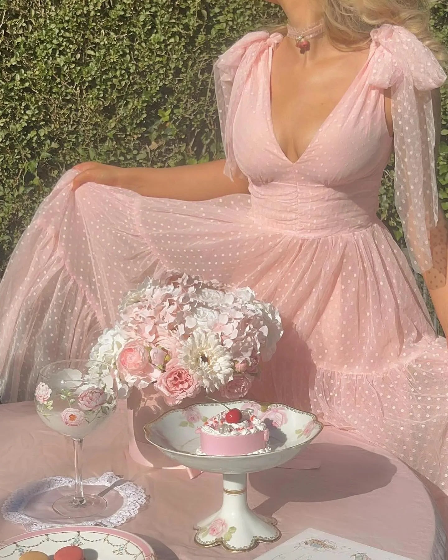 Pink Tulle Prom Dresses Deep V-Neck Pleat Ruched Above Knee Mini Gowns Homecoming Dress Graduation Party