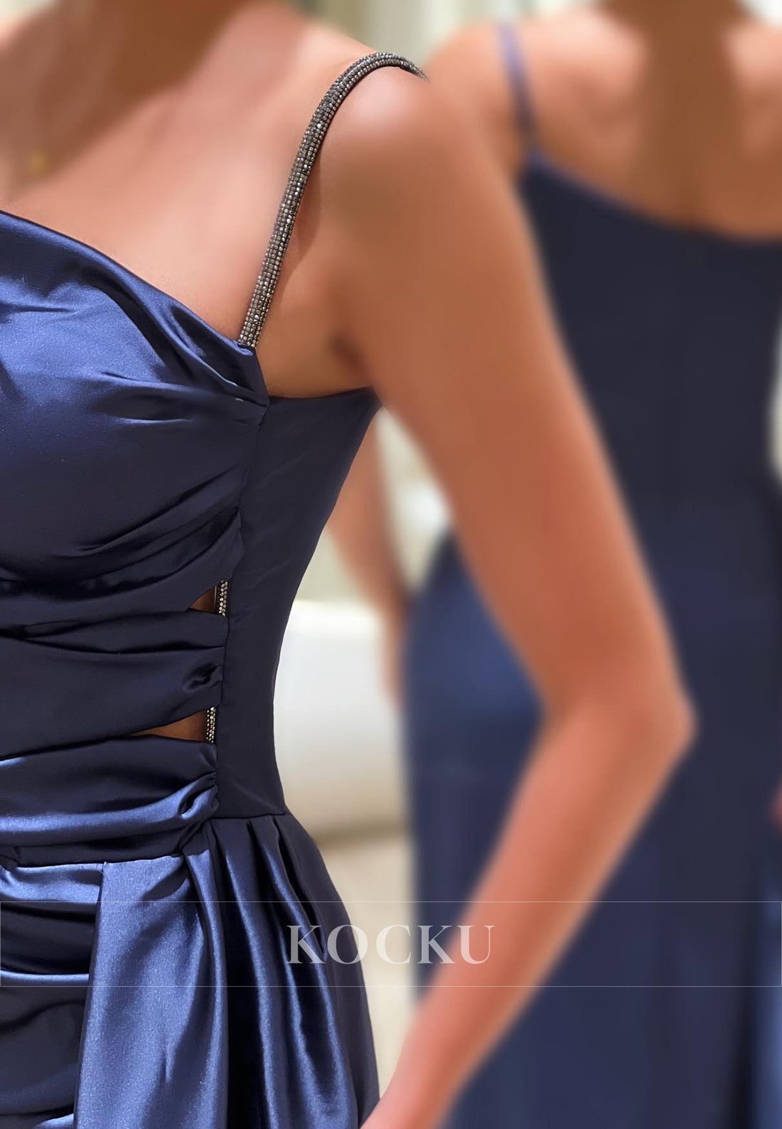 L3080 - Elegant & Simple Ruched Straps Straps Satin Evening Party Prom Dress With Split