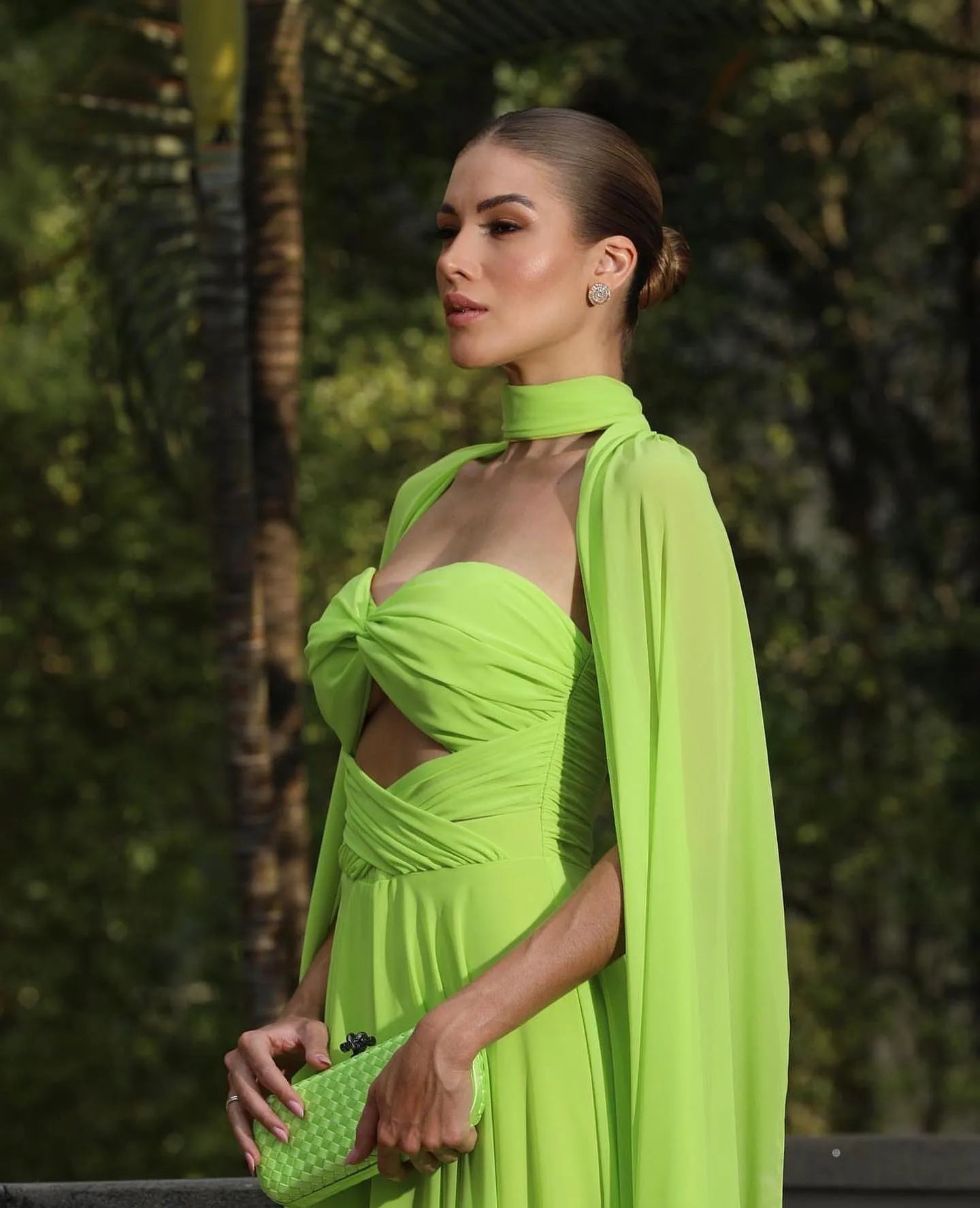 Modest Lavender Chiffon Prom Dress A-Line Long Cape Sleeves Ruched Floor Length Evening Dress vestidos de gala