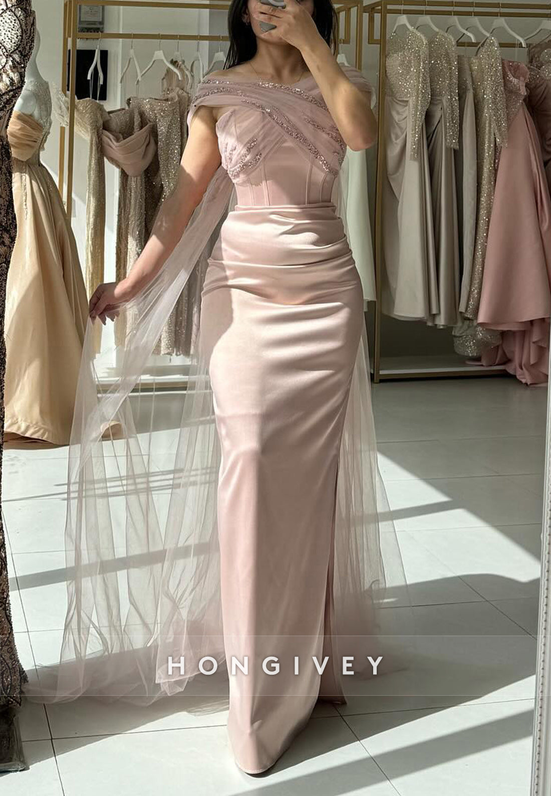 Elegant Gown Column Floor-Length Asymmetrical Neck Evening Formal Dresses