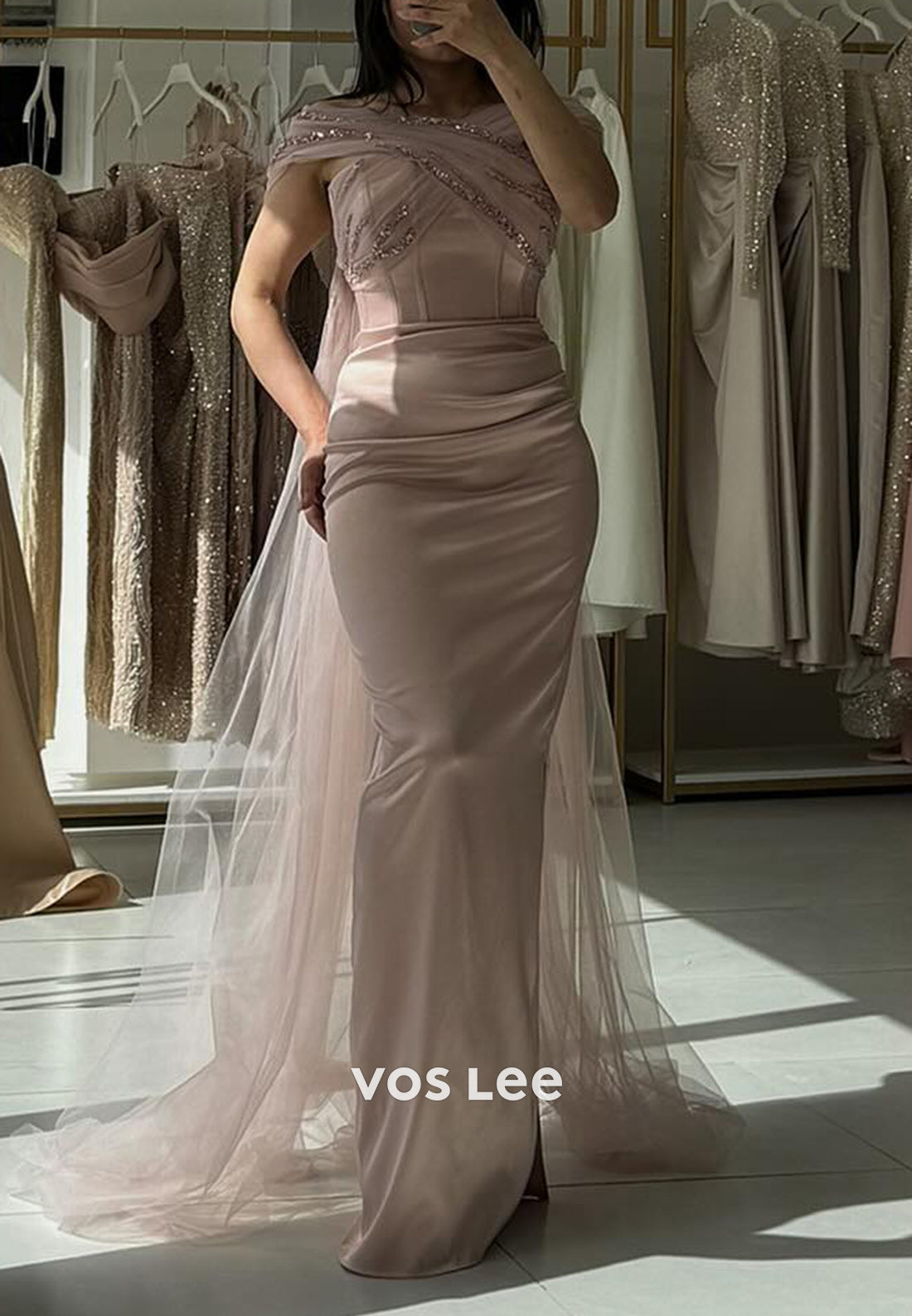 Elegant Gown Column Floor-Length Asymmetrical Neck Evening Formal Dresses