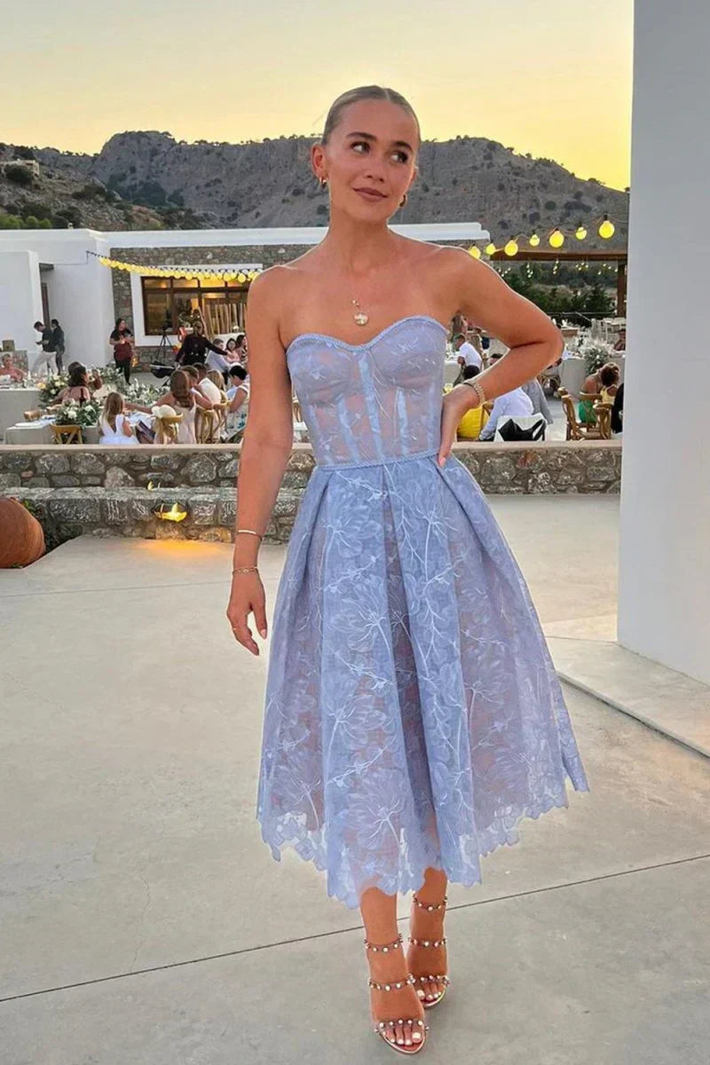 Charming A-Line Sweetheart Lilac Tulle Tea-Length Party Dress with Appliques - View 7 | FashionDia