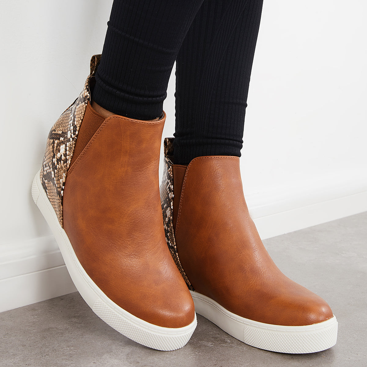 Chic Orthopedic Sneakers with Unique Design
