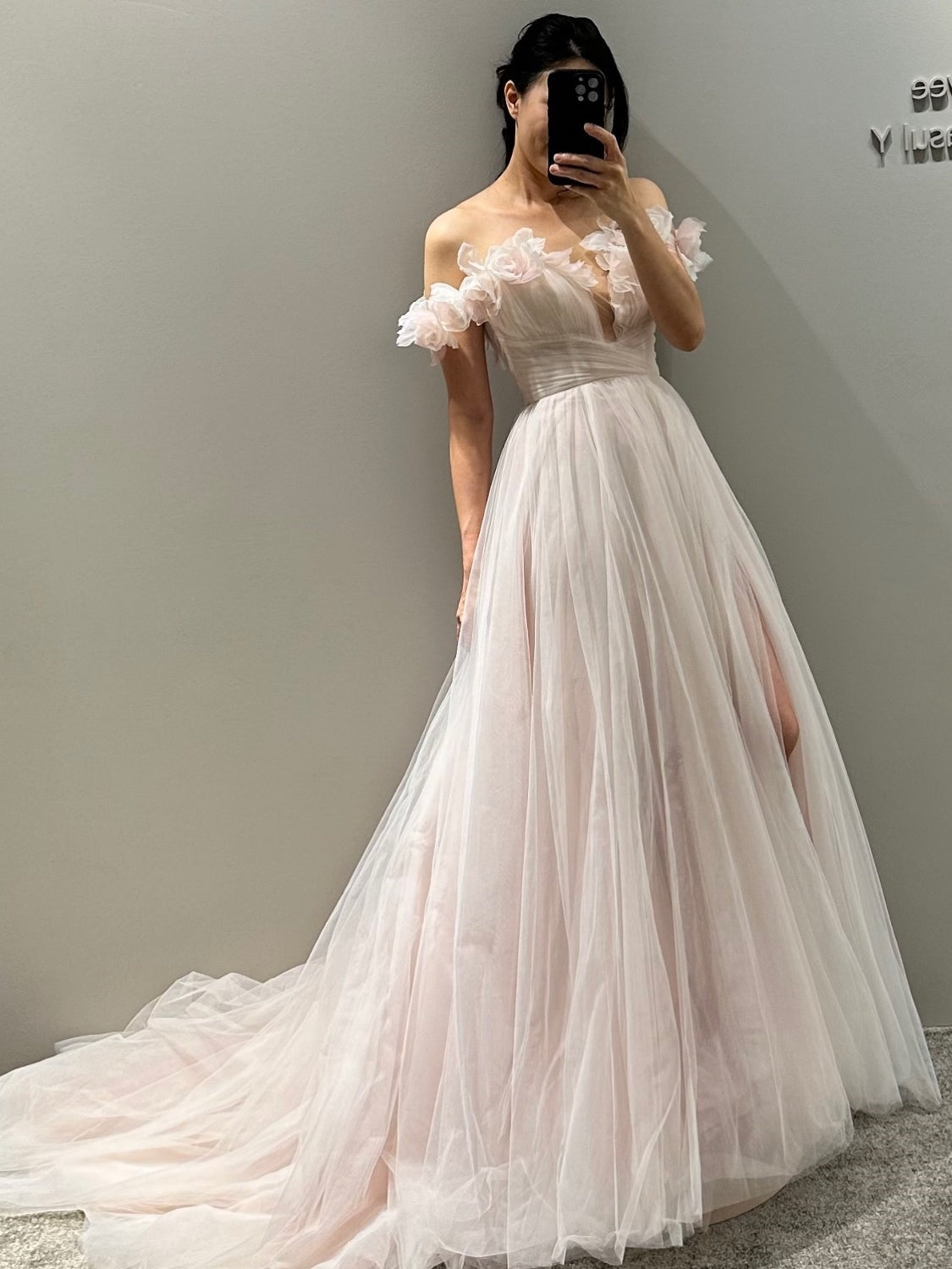 3D Floral Off Shoulder Garden Wedding Tulle Ball Gown