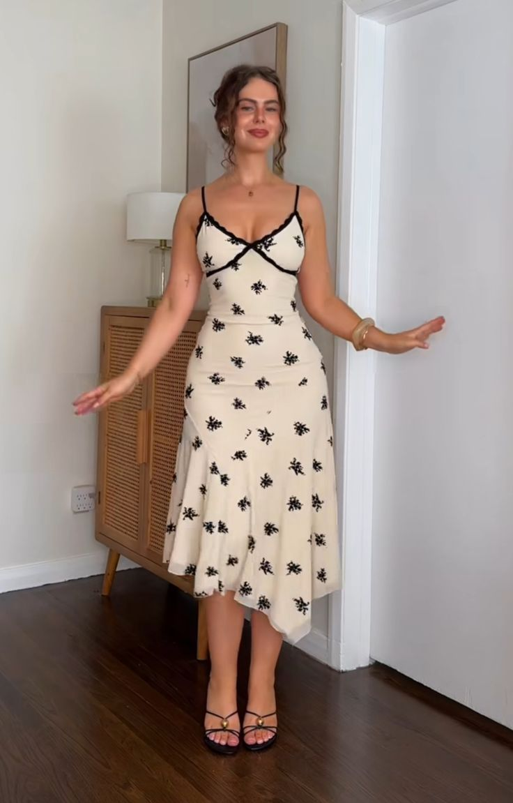 Elegant Lace Asymmetrical Slim Cami Floral Prom Dress - FashionDia