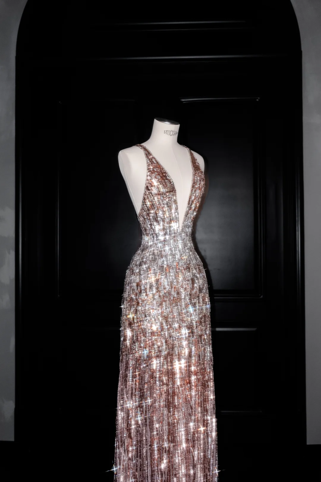 Luxury Deep V Sequin Backless Long Evening Dress Formal Prom Dress Y8683 - View 2 | VelvetHem