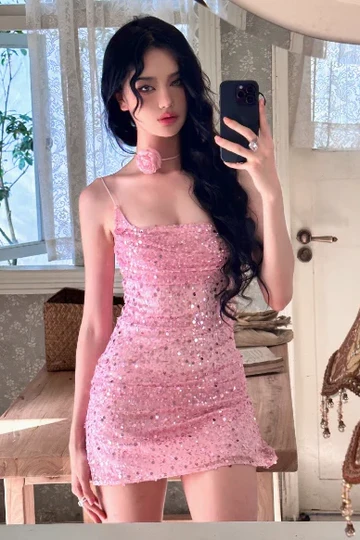 Pink Sequins Spaghetti Straps Bodycon Mini Homecoming Dress