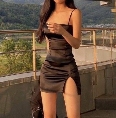 Beautiful short prom dress. Elegant Dresses,Party Gown