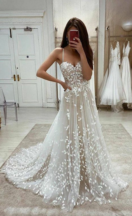 A-line Lace Wedding Dresses ,Fashion Custom made Bridal Dress - VelvetHem