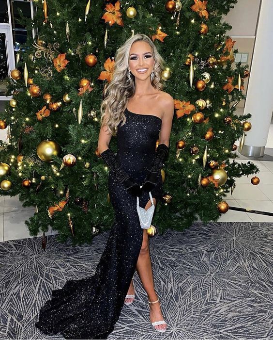 Charming Sparkly Mermaid Sequins Long Prom Dresses