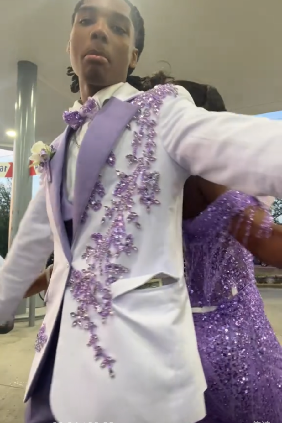 Latest White Purple One Button Prom Men Suit Notch Label With Gem