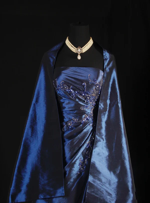 A-Line Navy Blue Long Prom Dress Beaded Evening Gowns