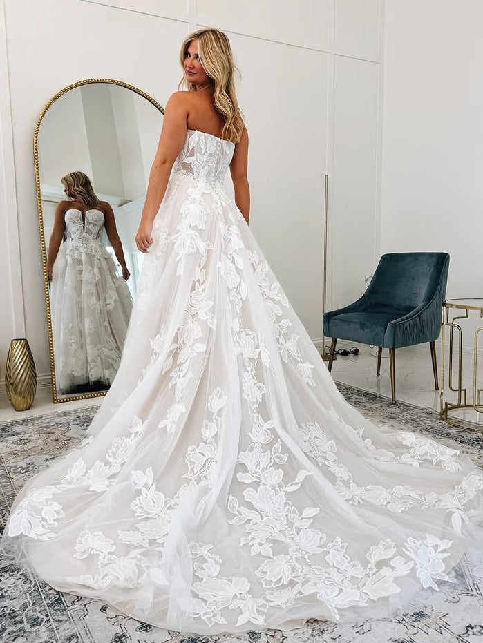 Sweetheart Puff Sleeve Floral Tulle Bridal Ball Gown